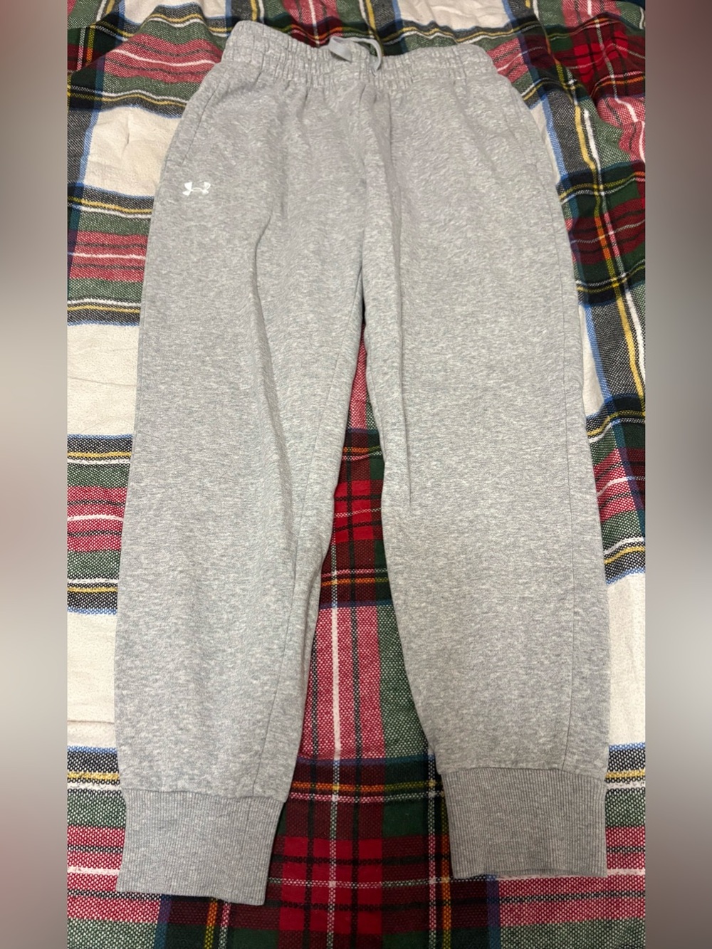 Under Armour Women’s Rival Fleece jogger sweatpants gray size medium